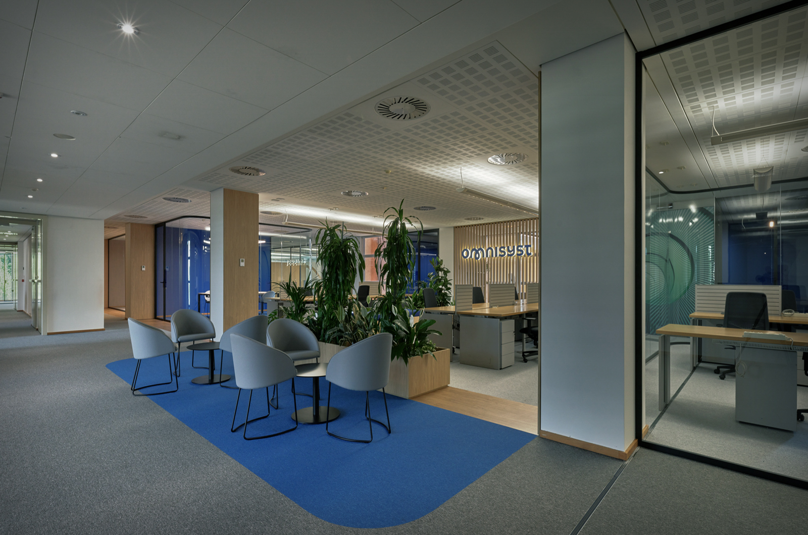 Hotels + HQ - HEADQUARTERS